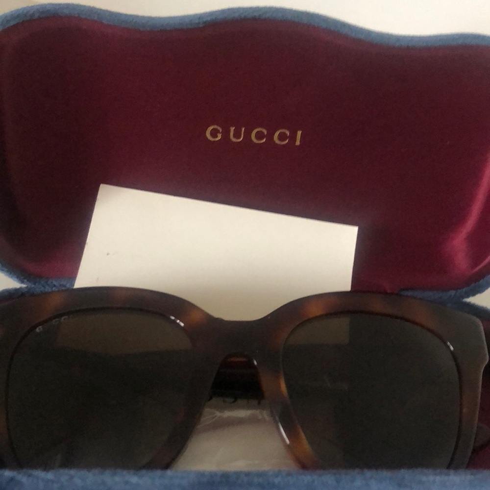 Gucci sunglasses